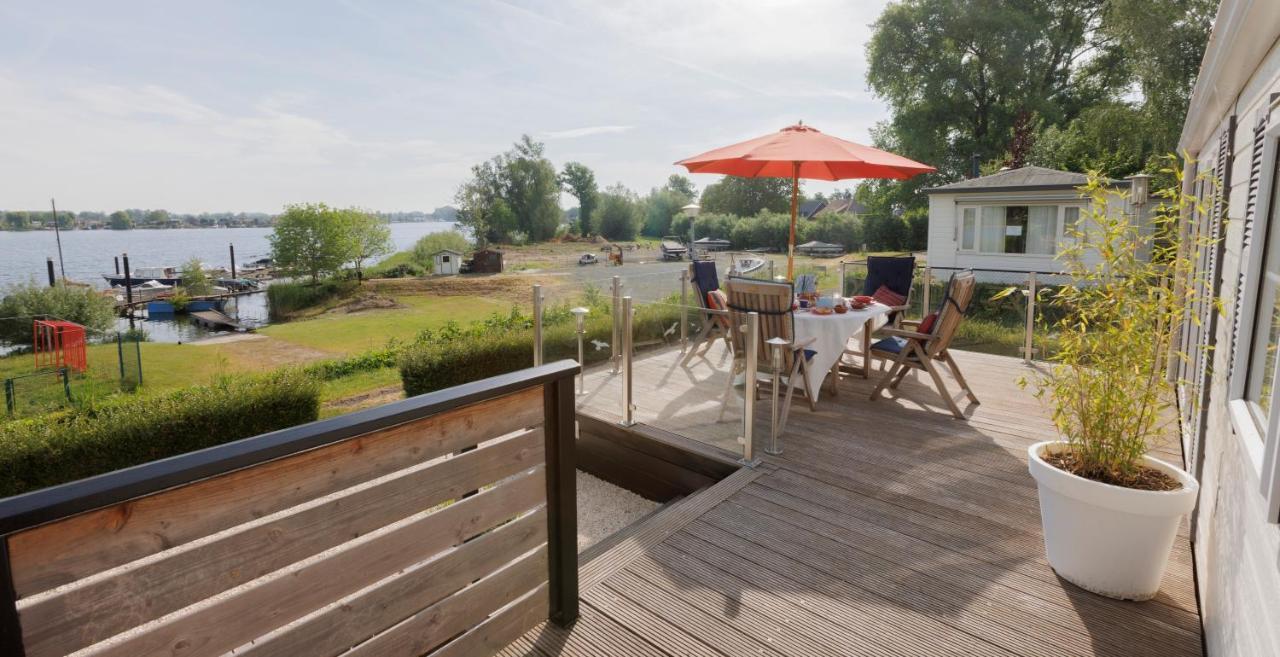 Mooi Huisje Aan De Maas Villa Andel Luaran gambar